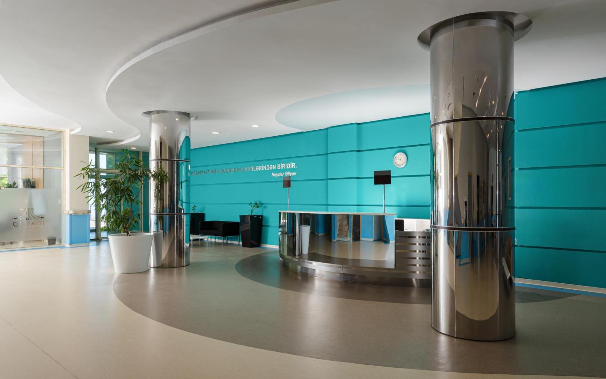 칼라알티 호텔 앤 스파 갈랄티 외부 사진 The reception area of the new building